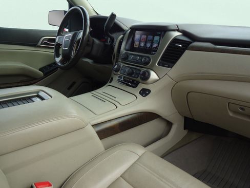 Used 2018 GMC Yukon XL Denali w/ Denali Ultimate Package image 31