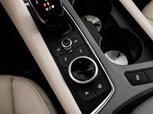 Used 2020 Cadillac XT6 Premium Luxury FWD image 27