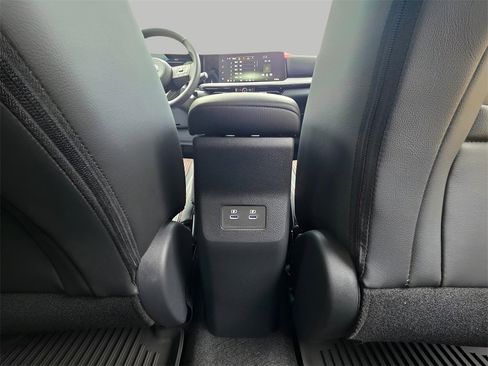 New 2026 Nissan Kicks SR w/ Cold Weather Package image 11