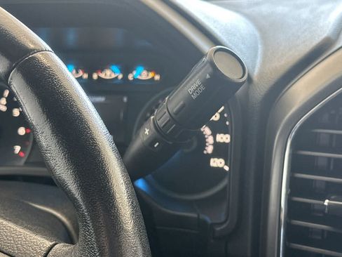 Used 2019 Ford F150 XLT w/ Equipment Group 302A Luxury AWD/4WD image 22