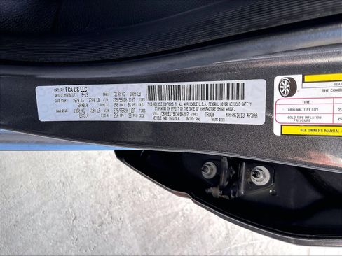 Used 2019 RAM 1500 Laramie image 33