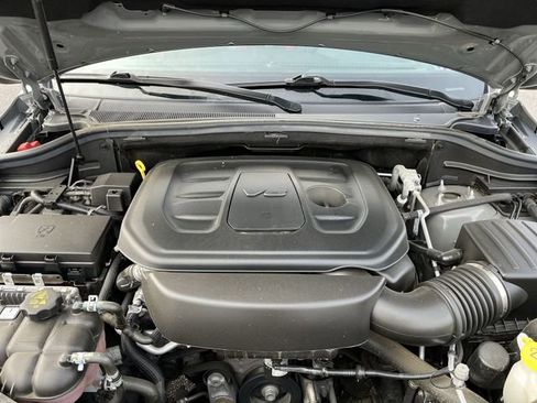 Used 2021 Jeep Grand Cherokee Laredo X AWD/4WD image 19