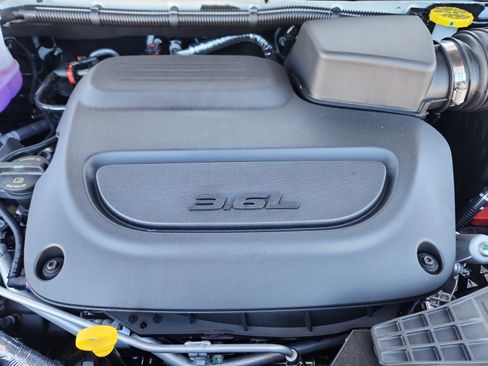 New 2026 Chrysler Pacifica Select w/ S Appearance Package image 23