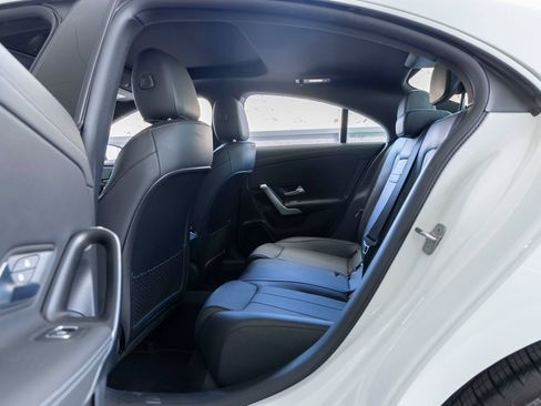 Used 2023 Mercedes-Benz CLA 250 image 21