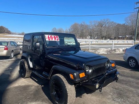 Used 2004 Jeep Wrangler X w/ Columbia Edition Group image 6