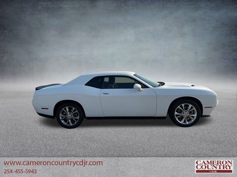Used 2023 Dodge Challenger SXT w/ Cold Weather Group image 2