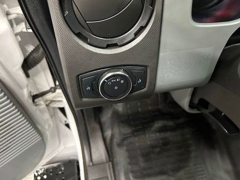 Certified 2022 Ford F750 2WD Regular Cab Super Duty image 11