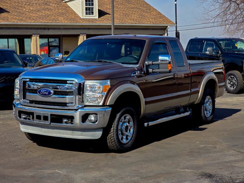 Used 2012 Ford F250 Lariat w/ Chrome Pkg image 10