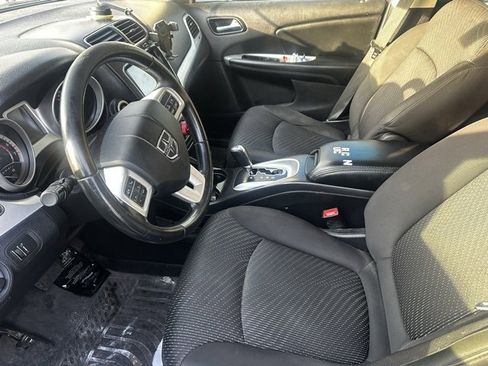 Used 2014 Dodge Journey SXT w/ Flexible Seating Group image 12