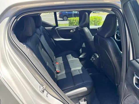 Certified 2025 Volvo XC40 B5 Plus AWD/4WD image 13