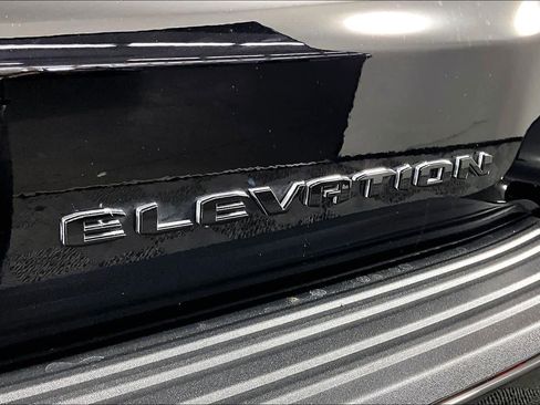 Used 2026 GMC Yukon XL Elevation RWD image 11