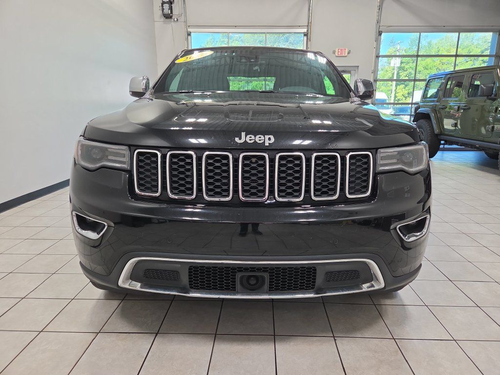 Used 2018 Jeep Grand Cherokee Limited w/ Luxury Group II AWD/4WD image 2