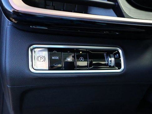 New 2025 Buick Envision Sport Touring image 32