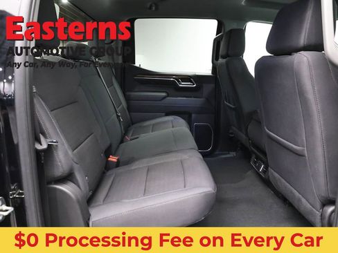 Used 2024 Chevrolet Silverado 1500 LT AWD/4WD image 25