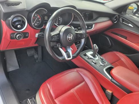 Used 2020 Alfa Romeo Stelvio Sport w/ Quick Order Package 22K Sport image 17