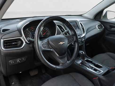 Used 2020 Chevrolet Equinox LT w/ Driver Convenience Package FWD image 26