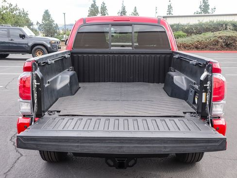 Certified 2021 Toyota Tacoma TRD Sport w/ Technology Package RWD image 31