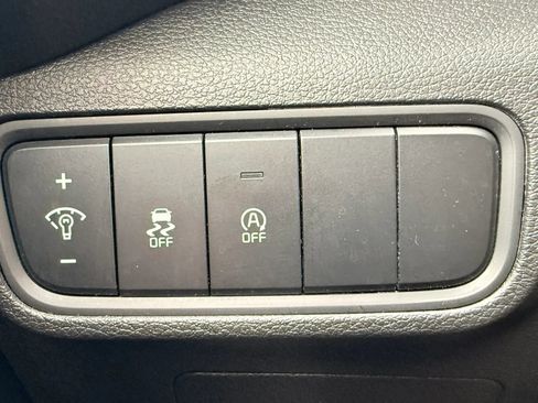 Used 2024 Kia Soul LX w/ Option Group 015 FWD image 26