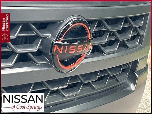 Certified 2025 Nissan Frontier PRO-4X AWD/4WD image 11