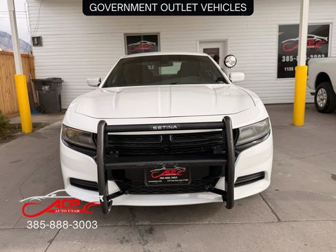 Used 2019 Dodge Charger Police w/ Convenience Group I image 2