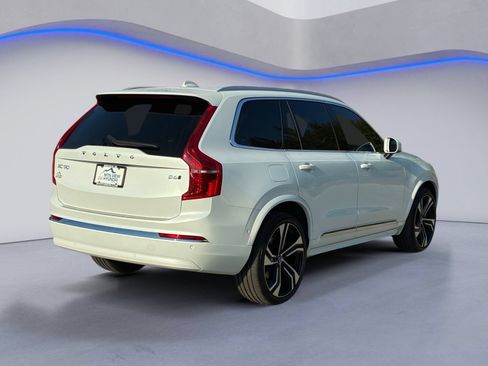 Used 2024 Volvo XC90 B6 Ultimate w/ Protection Package Premier AWD/4WD image 3