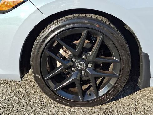 Used 2023 Honda Civic Sport image 8