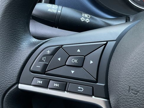 New 2025 Nissan Versa SV w/ Trunk Package image 21