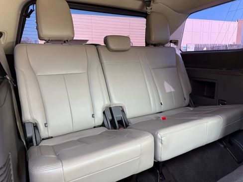 Used 2019 Ford Expedition XLT w/ Equipment Group 201A image 11