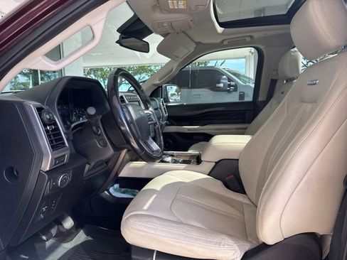 Used 2020 Ford Expedition Platinum image 5