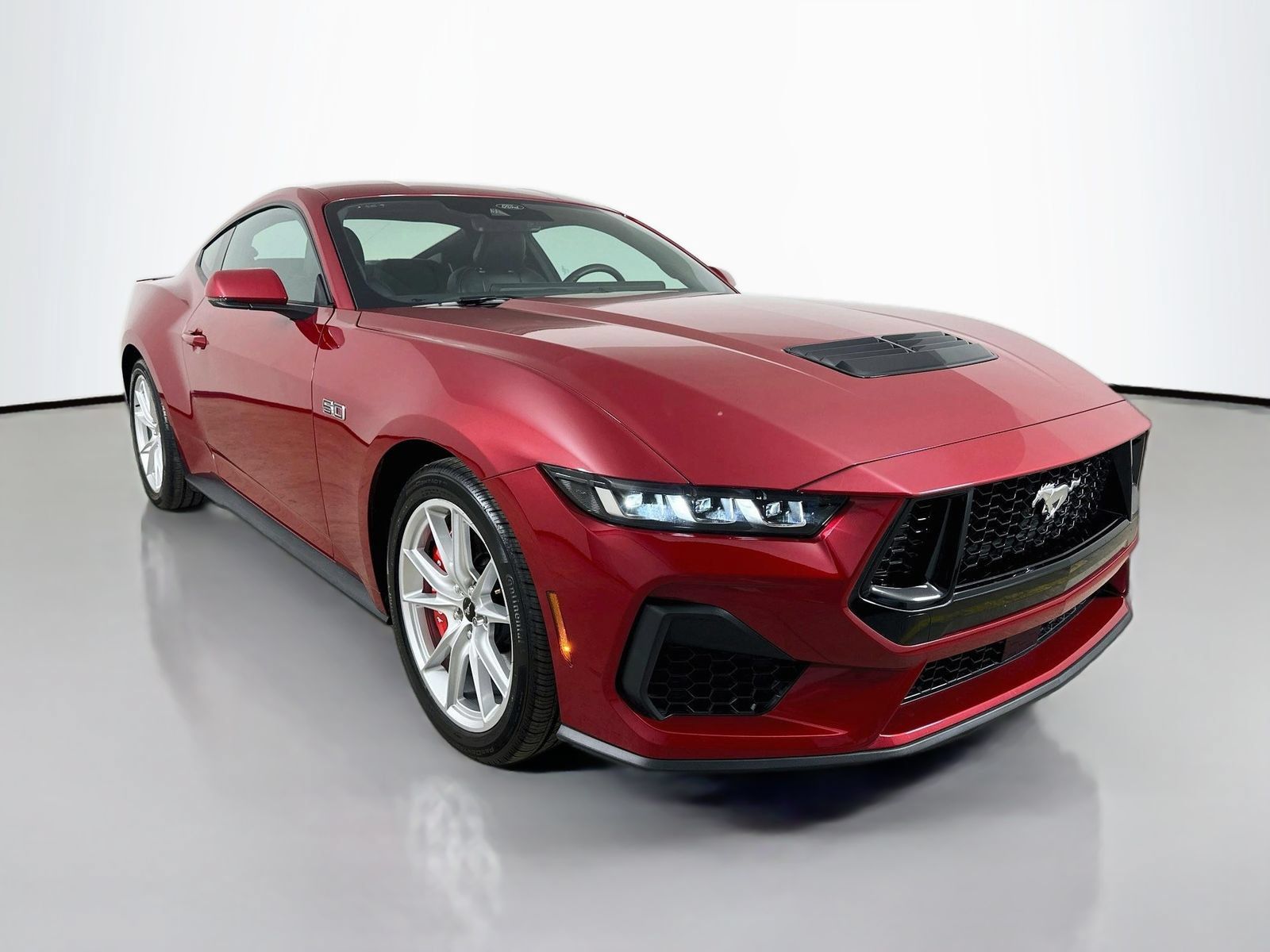Used 2024 Ford Mustang GT Premium RWD image 3