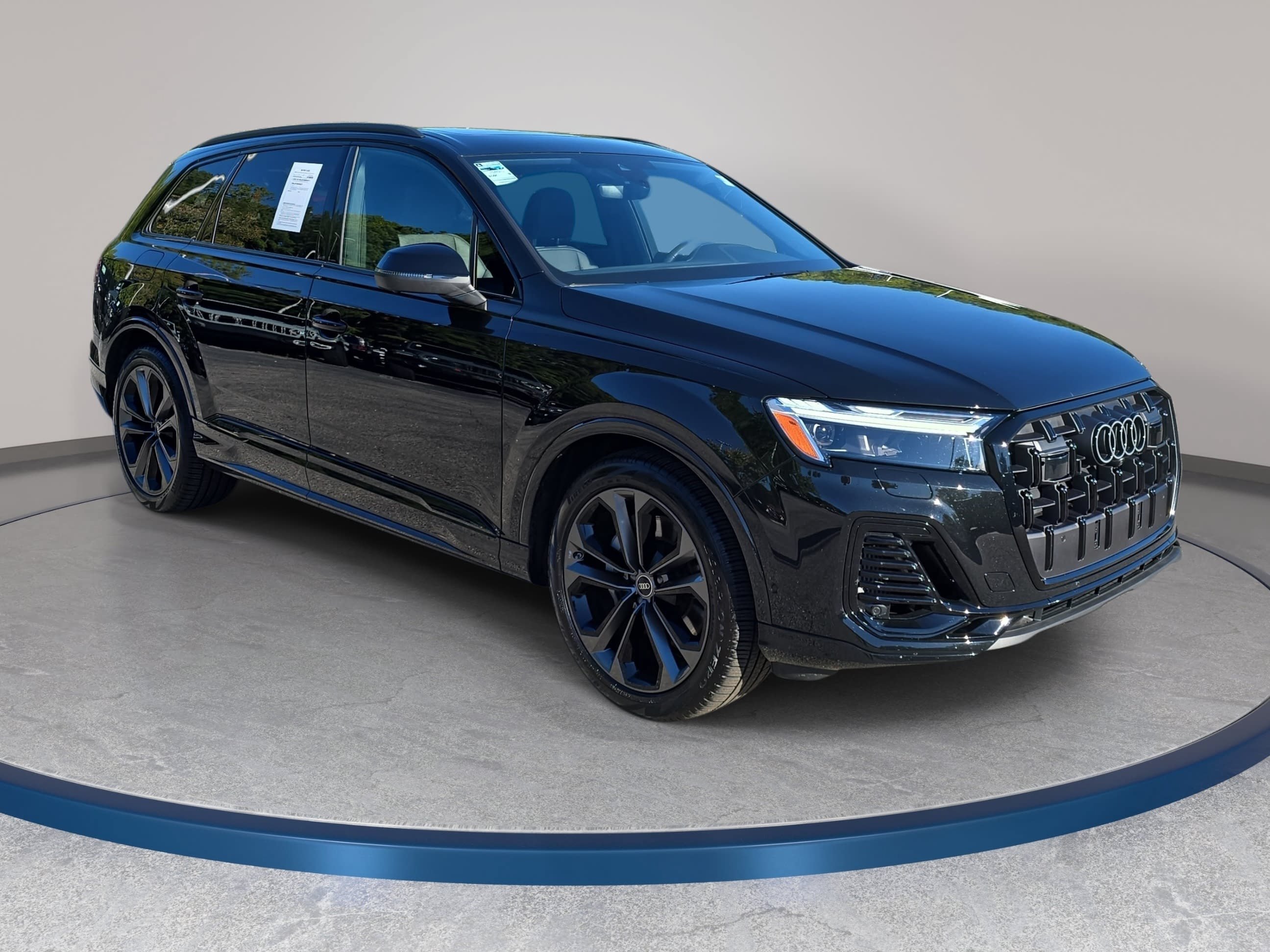 Used 2026 Audi Q7 3.0T Premium Plus w/ Premium Plus Package AWD/4WD image 3