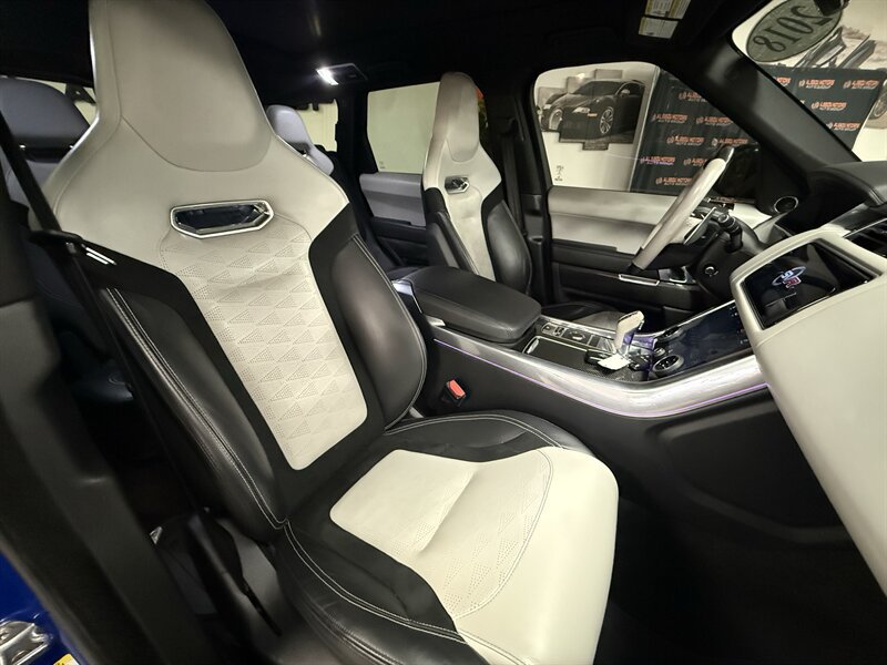 Used 2018 Land Rover Range Rover Sport SVR AWD/4WD image 17