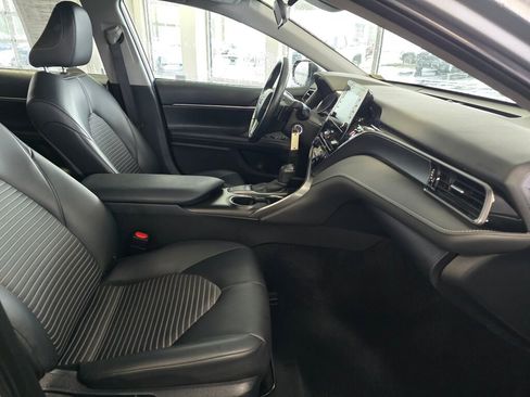 Used 2024 Toyota Camry SE image 42