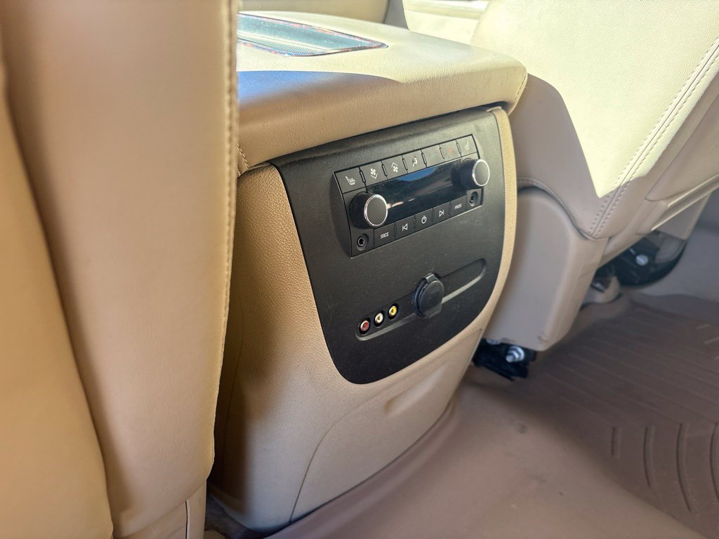 Used 2014 GMC Yukon Denali AWD/4WD image 20