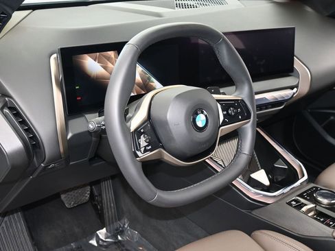 Used 2025 BMW X3 xDrive30i w/ M Sport Package image 10