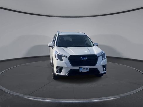 Used 2024 Subaru Forester Limited image 4