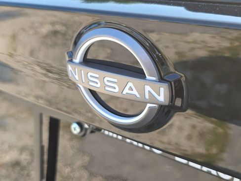 New 2026 Nissan Kicks SR AWD/4WD image 9