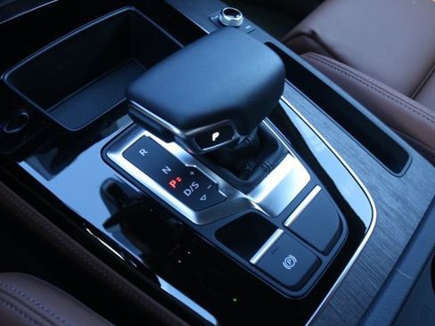 Used 2025 Audi Q5 2.0T Premium Plus image 32