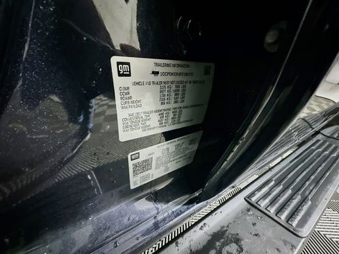 Used 2023 Chevrolet Silverado 1500 LT image 12