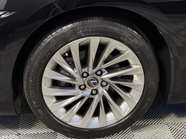 Used 2019 Lexus ES 350 w/ Accessory Package FWD image 13