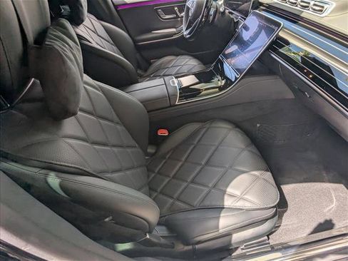 Used 2024 Mercedes-Benz Maybach S 580 4MATIC image 23