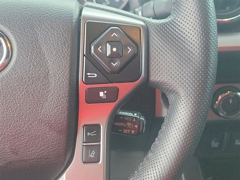 Certified 2021 Toyota Tacoma Limited image 22