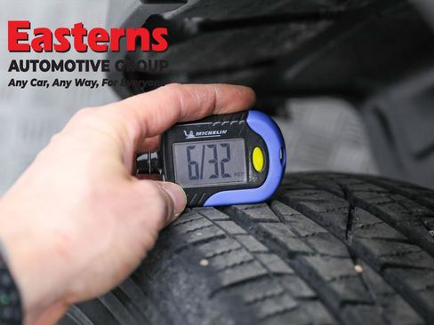 Used 2023 Jeep Cherokee Altitude Lux image 30