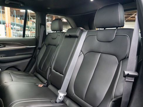 New 2026 Jeep Grand Cherokee Limited AWD/4WD image 27
