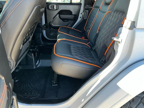 Used 2021 Jeep Wrangler Unlimited Rubicon image 21