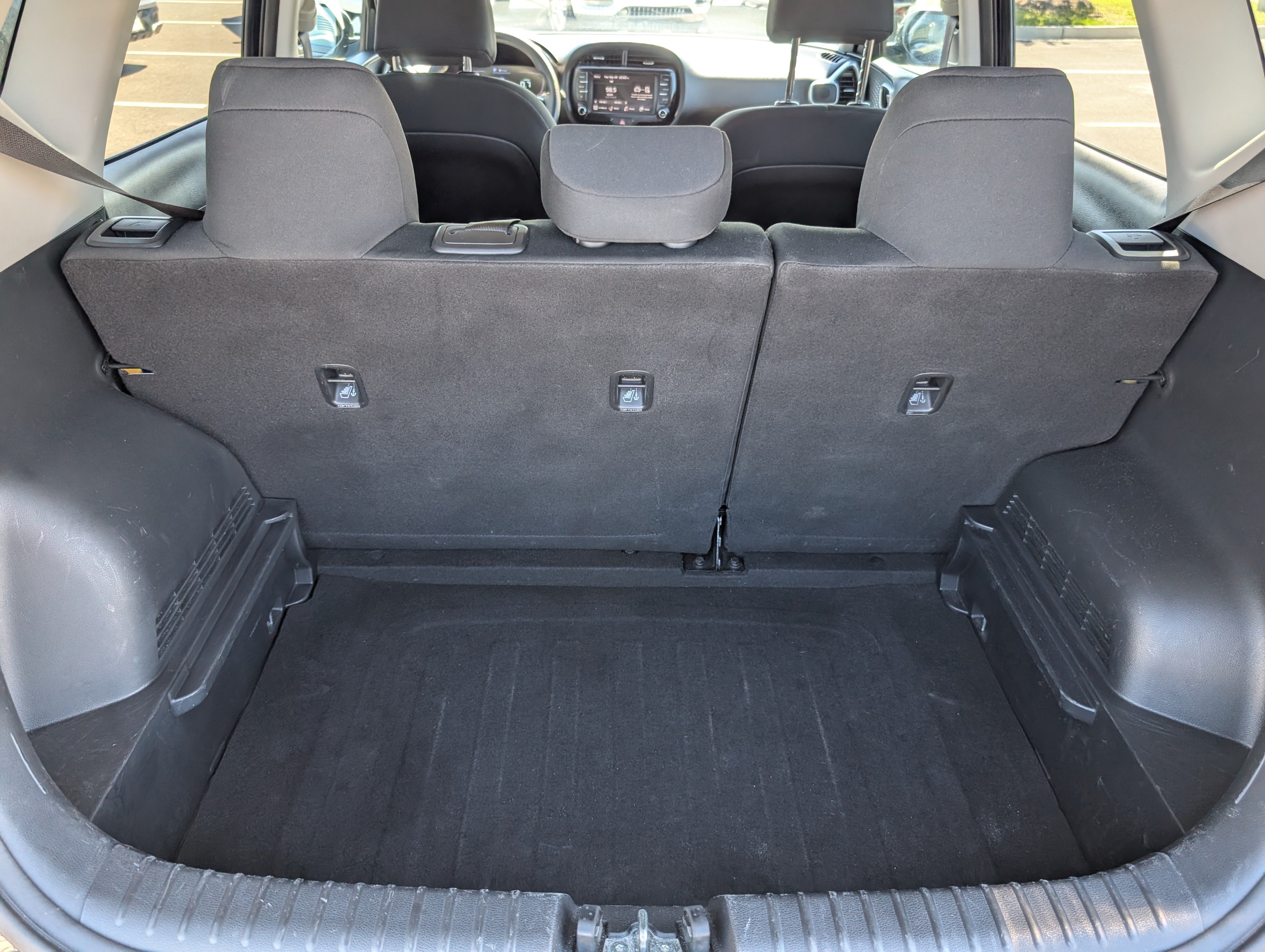 Used 2024 Kia Soul LX w/ Option Group 015 FWD image 26