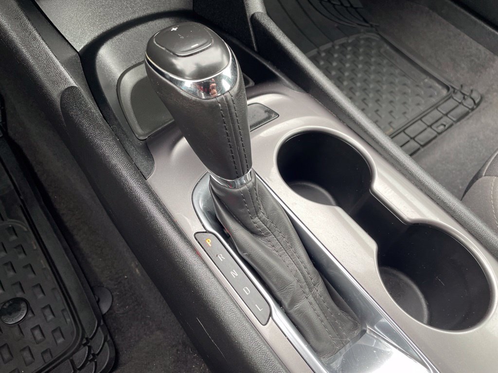 Used 2019 Chevrolet Malibu RS FWD image 17