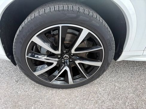 Certified 2023 Volvo XC90 B6 Plus w/ Protection Package AWD/4WD image 6