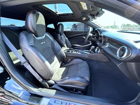 Used 2021 Chevrolet Camaro ZL1 w/ LPO, ZL1 Protection Package RWD image 13