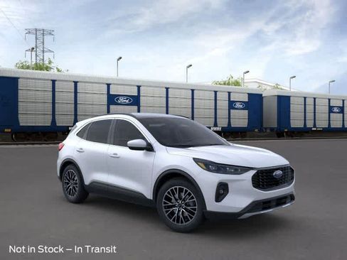 New 2025 Ford Escape SE w/ PHEV Premium Package FWD image 7